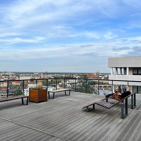 Family House By The River Odra -Panoramic Terrace - 3Room Apartment With 2 Separate Bedrooms And 2 Balconies By Wroapart-Pl- Perfect For Family & Business Stays Wrocław Eksteriør billede