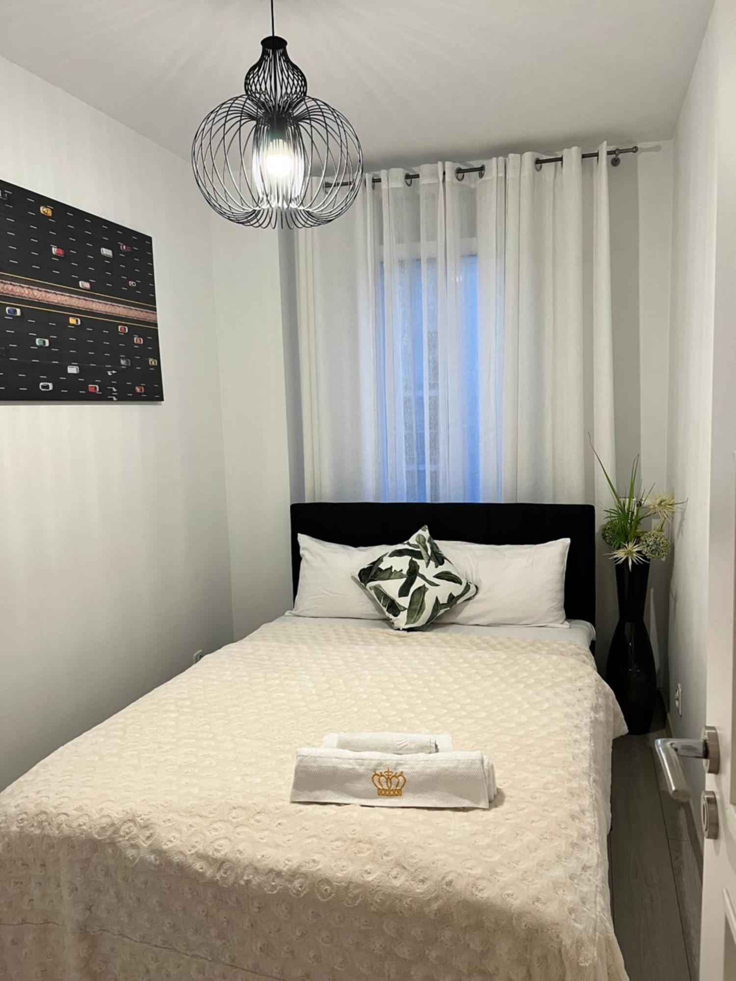Family House By The River Odra -Panoramic Terrace - 3Room Apartment With 2 Separate Bedrooms And 2 Balconies By Wroapart-Pl- Perfect For Family & Business Stays Wrocław Eksteriør billede