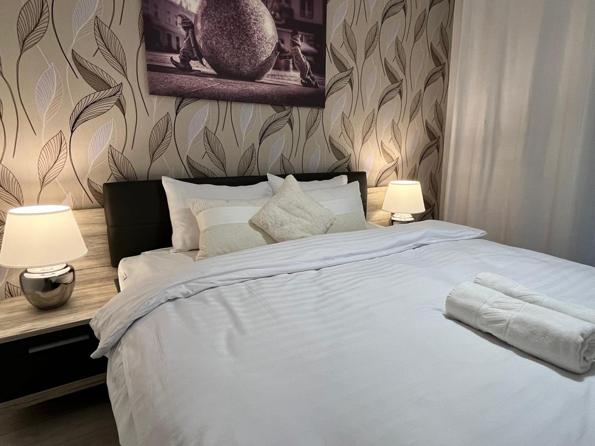 Family House By The River Odra -Panoramic Terrace - 3Room Apartment With 2 Separate Bedrooms And 2 Balconies By Wroapart-Pl- Perfect For Family & Business Stays Wrocław Eksteriør billede