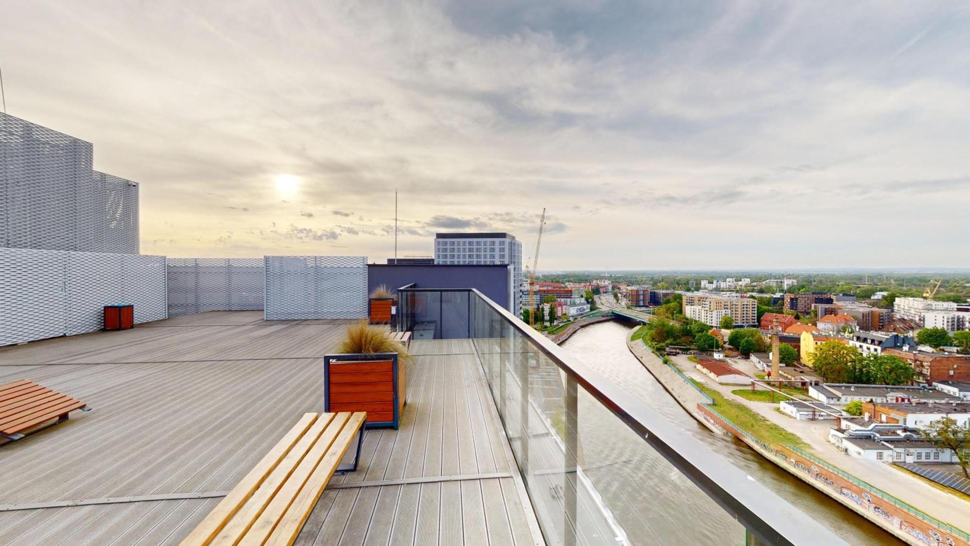 Family House By The River Odra -Panoramic Terrace - 3Room Apartment With 2 Separate Bedrooms And 2 Balconies By Wroapart-Pl- Perfect For Family & Business Stays Wrocław Eksteriør billede